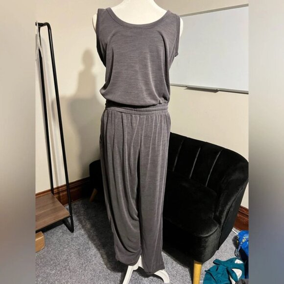 Rachel Zoe Jumpsuit l PTP 20 - Picture 3 of 5